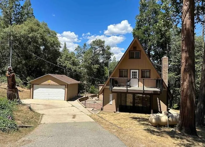 Knotty Pines Lodge