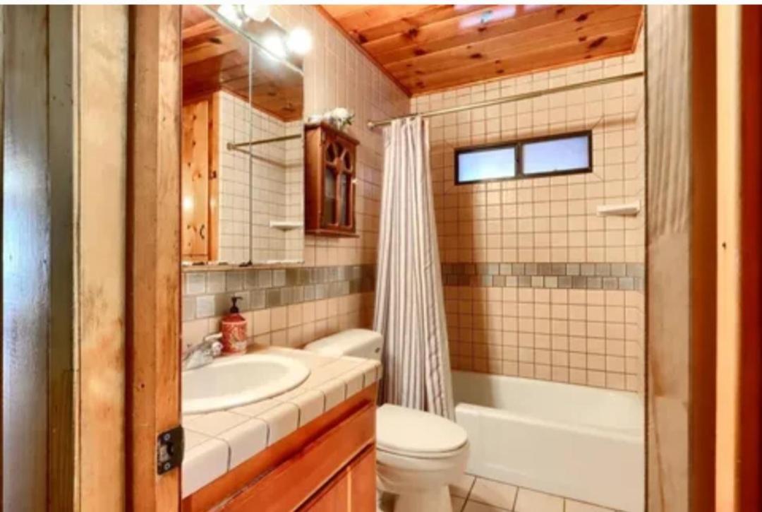 Chalet Knotty Pines